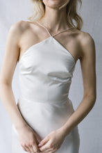 Load image into Gallery viewer, iris | made to order