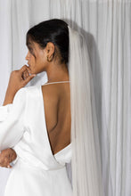 Load image into Gallery viewer, snowdrop veil