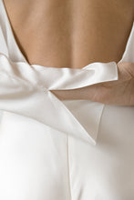 Load image into Gallery viewer, jasmine | made to order