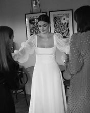 Load image into Gallery viewer, lilac sleeves | made to order